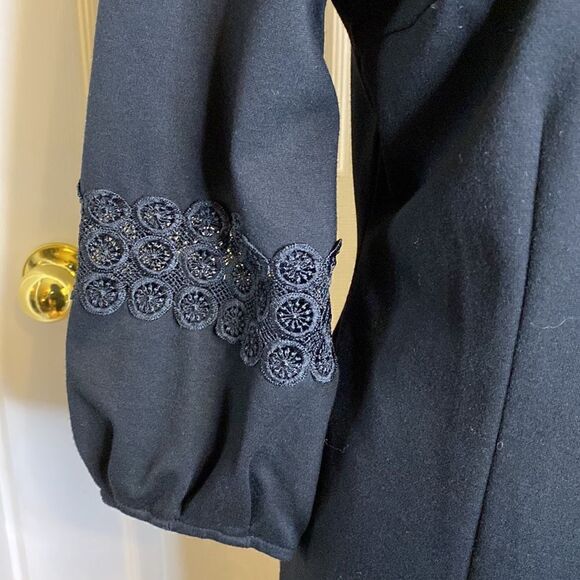 TALBOTS Black Midi Puff 3/4 Sleeves with Lace Details v-neck Dress Sz 8 - Picture 6 of 10